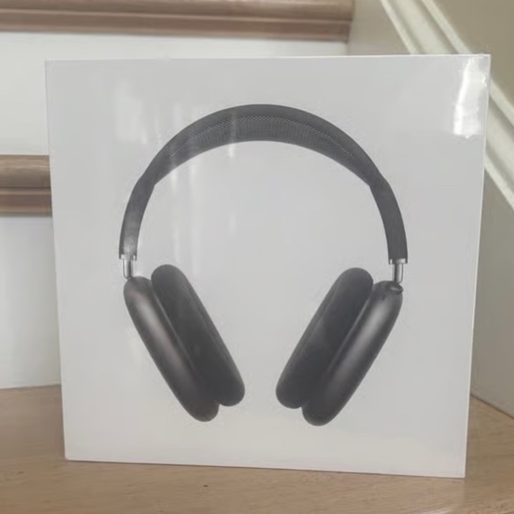 Apple airpod max headphones Silver/white - Brand New